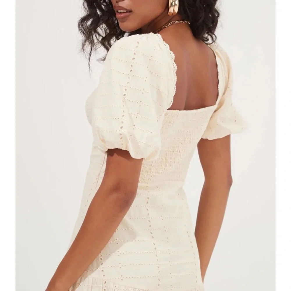 NWT | ASTR | Ivory Eyelet Maxi Dress - Picture 2 of 13